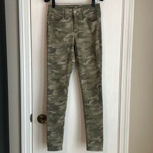 SO Cami Low Rise Stretch Jegging 5